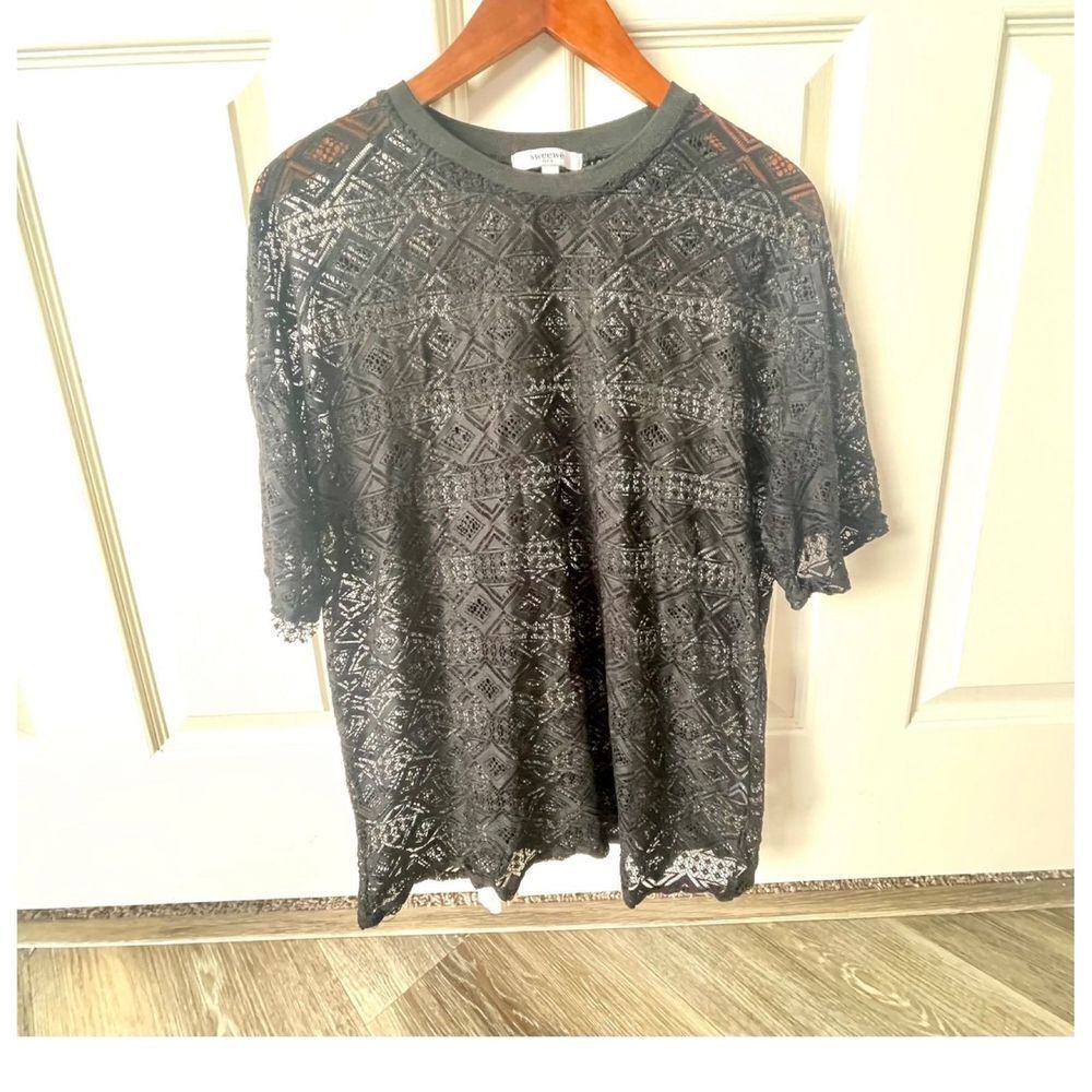 Sweewë Paris black short sleeved see through top